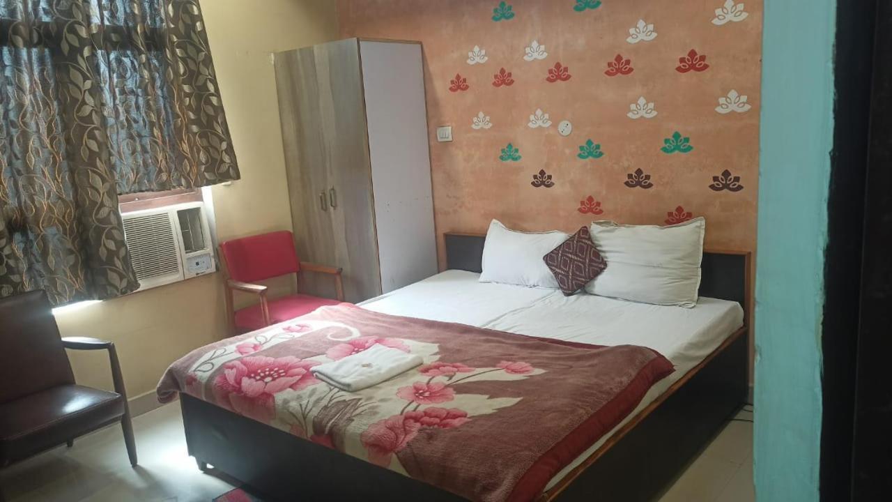 Hotel Shyam Utsav Mirzāpur Eksteriør billede
