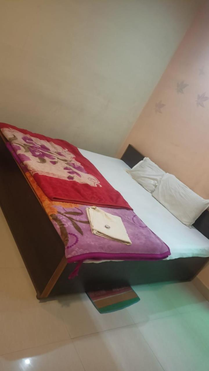 Hotel Shyam Utsav Mirzāpur Eksteriør billede